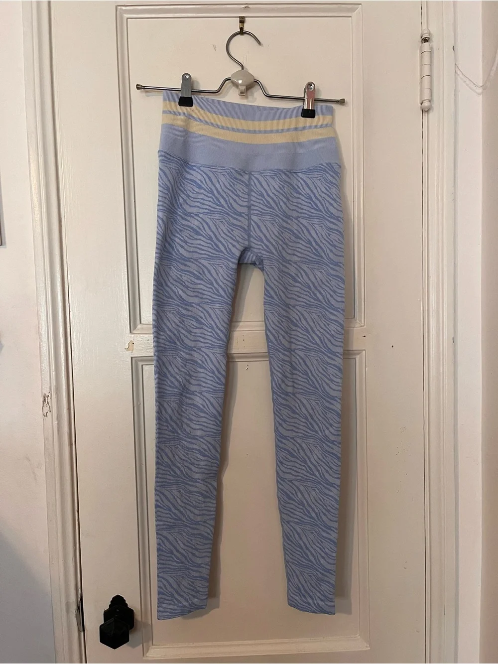 Spiritual Gangster Blue Zebra Seamless Legging and Bra Set - Size XS